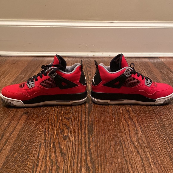 Air Jordan 4 Retro - Picture 3 of 6